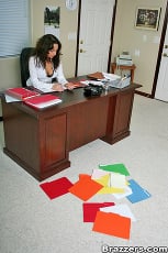Isabella Manelli - Janitorial Duties | Picture (1)