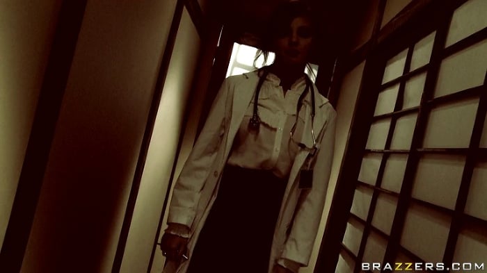 Brooke Lee Adams in Sexy Doctor Fucks Patient