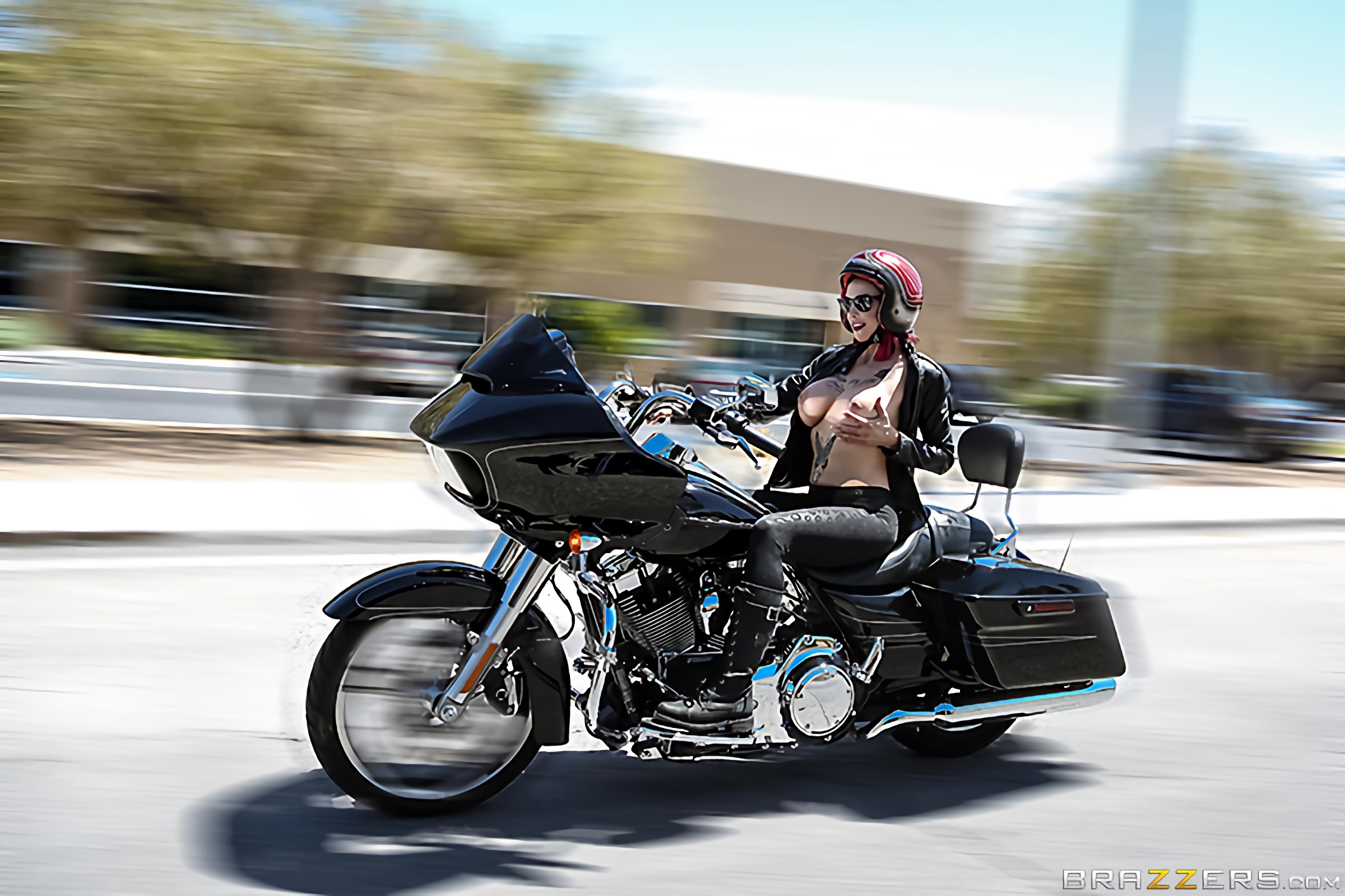 Blutrünstige Biker babes - Teil 1