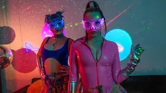 Jewelz Blu - The Big Bang | Picture (1)