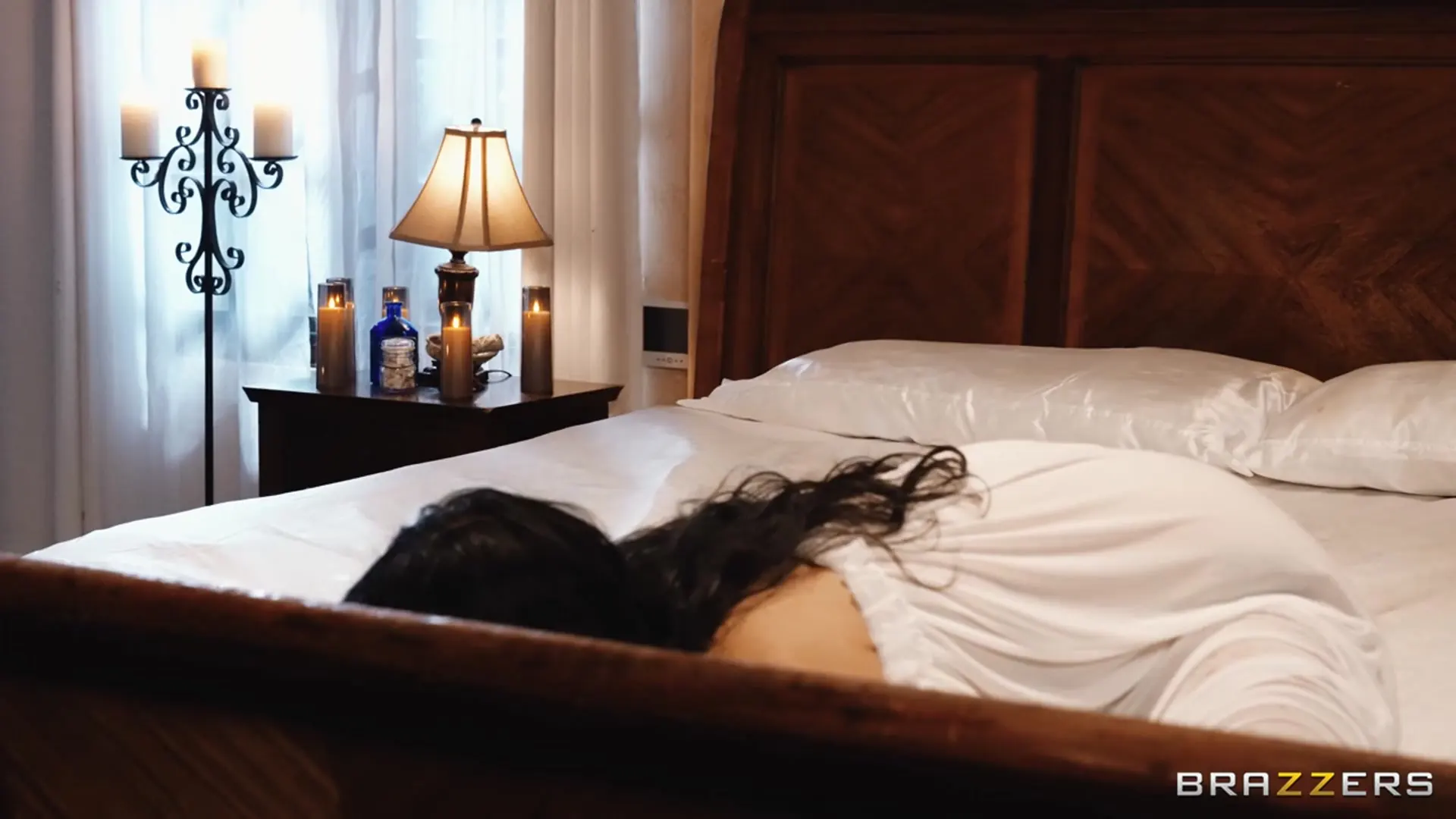 Luna Star - The Brazzorcist | Picture (16)