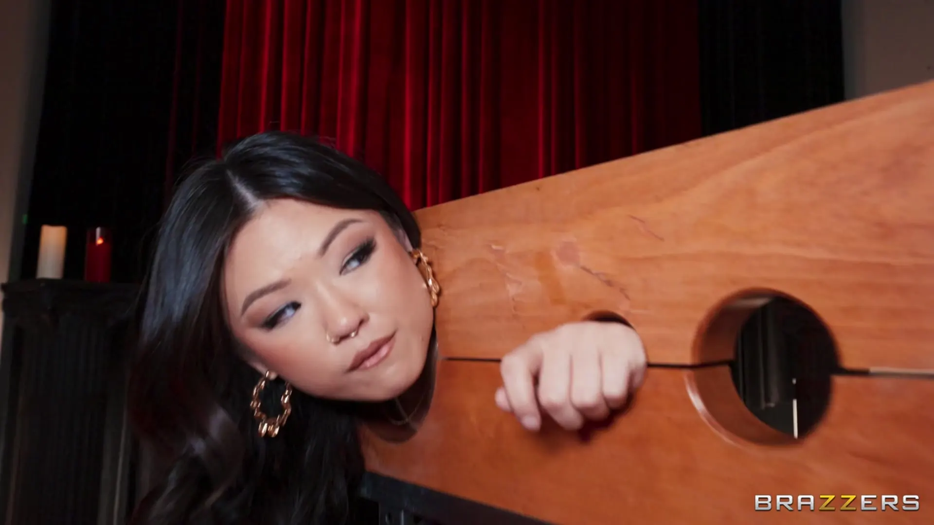 Lulu Chu - Locked, Cocked and Loaded | Picture (4)