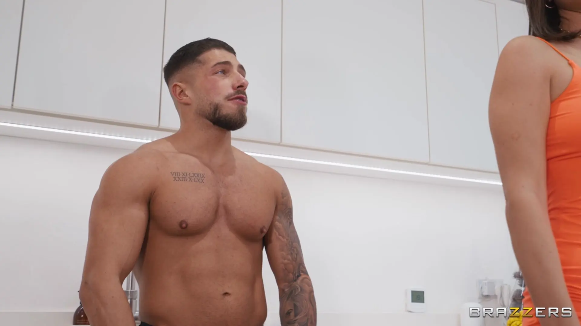 Calita Fire - Landlady Needs Cock | Picture (8)