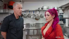 Lily Lou - Five Star Anal Fuck | Picture (12)