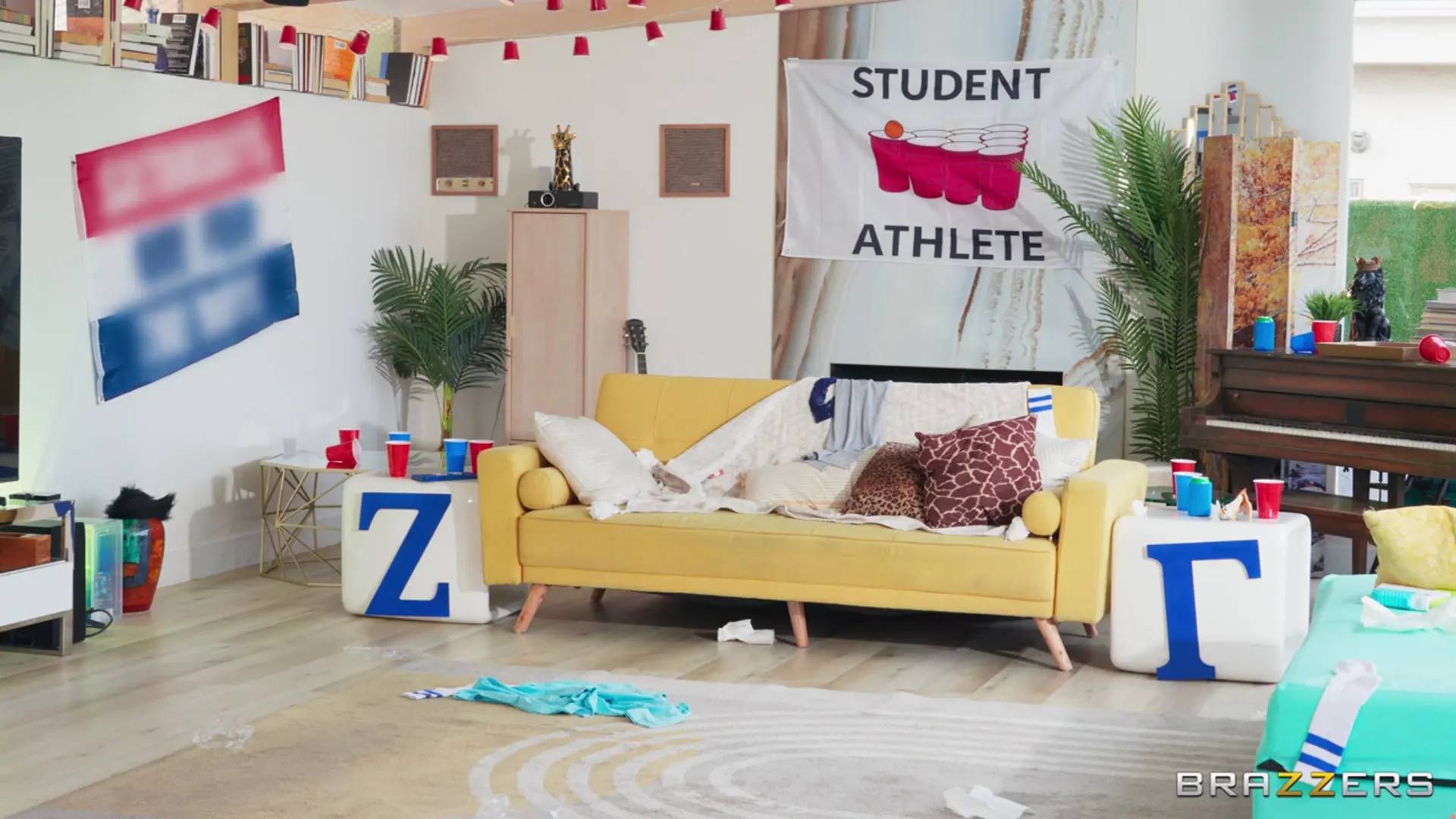 Anissa Kate - MILF Cougar Fucks Frat Bros | Picture (4)