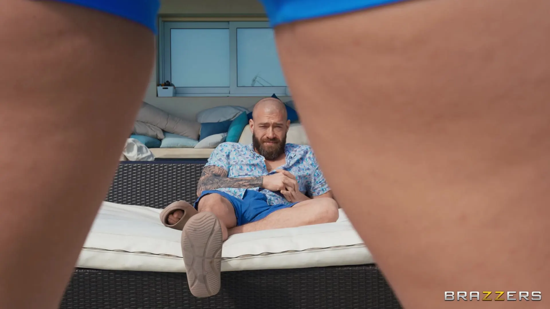 Lula Stocch - Banging The Beach Babe | Picture (1)