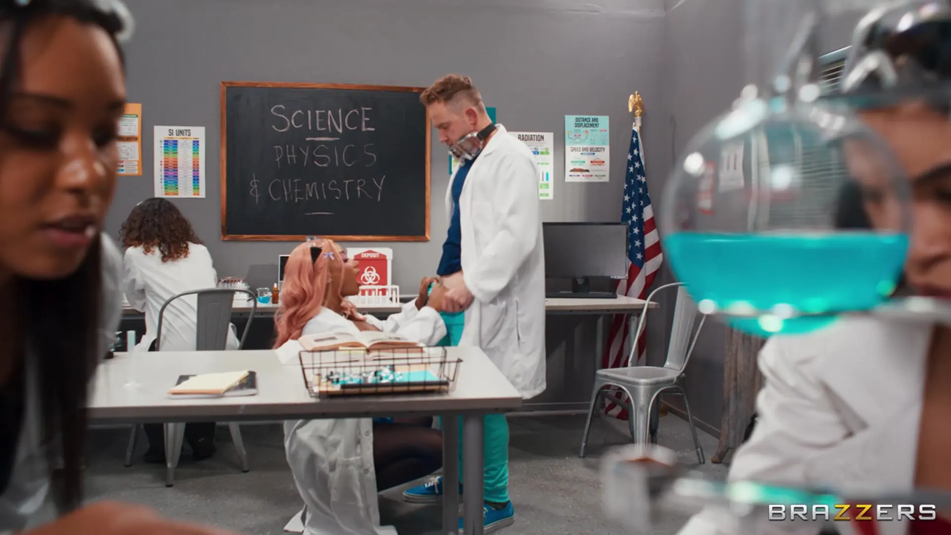 Tiamaria - The Uncanny Perv - Lady Lube Slinger | Picture (8)