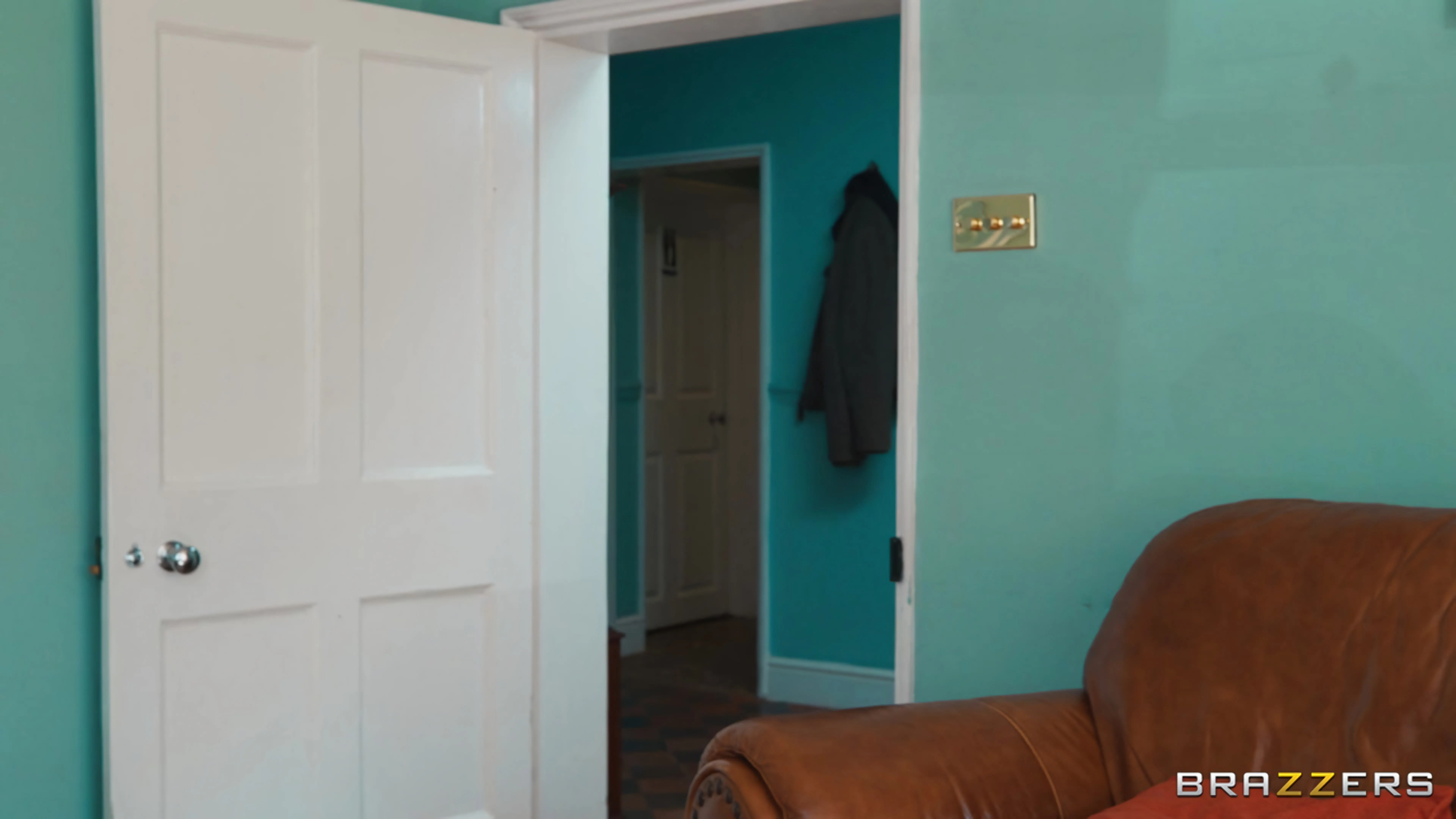 Layla Scarlett - Stop Fighting, Start Fucking | Picture (1)