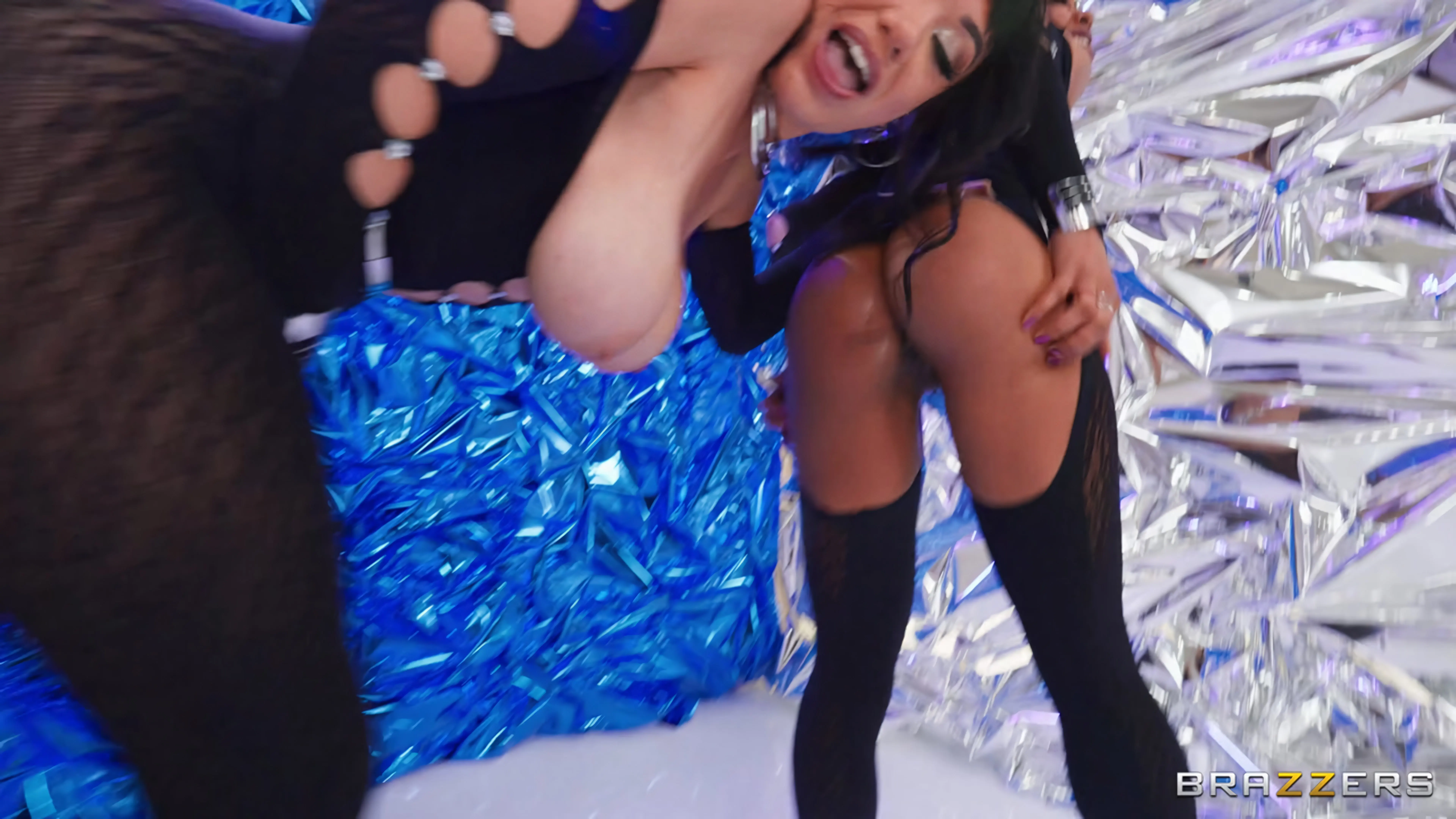 Kira Noir - A Perfect Match | Picture (36)