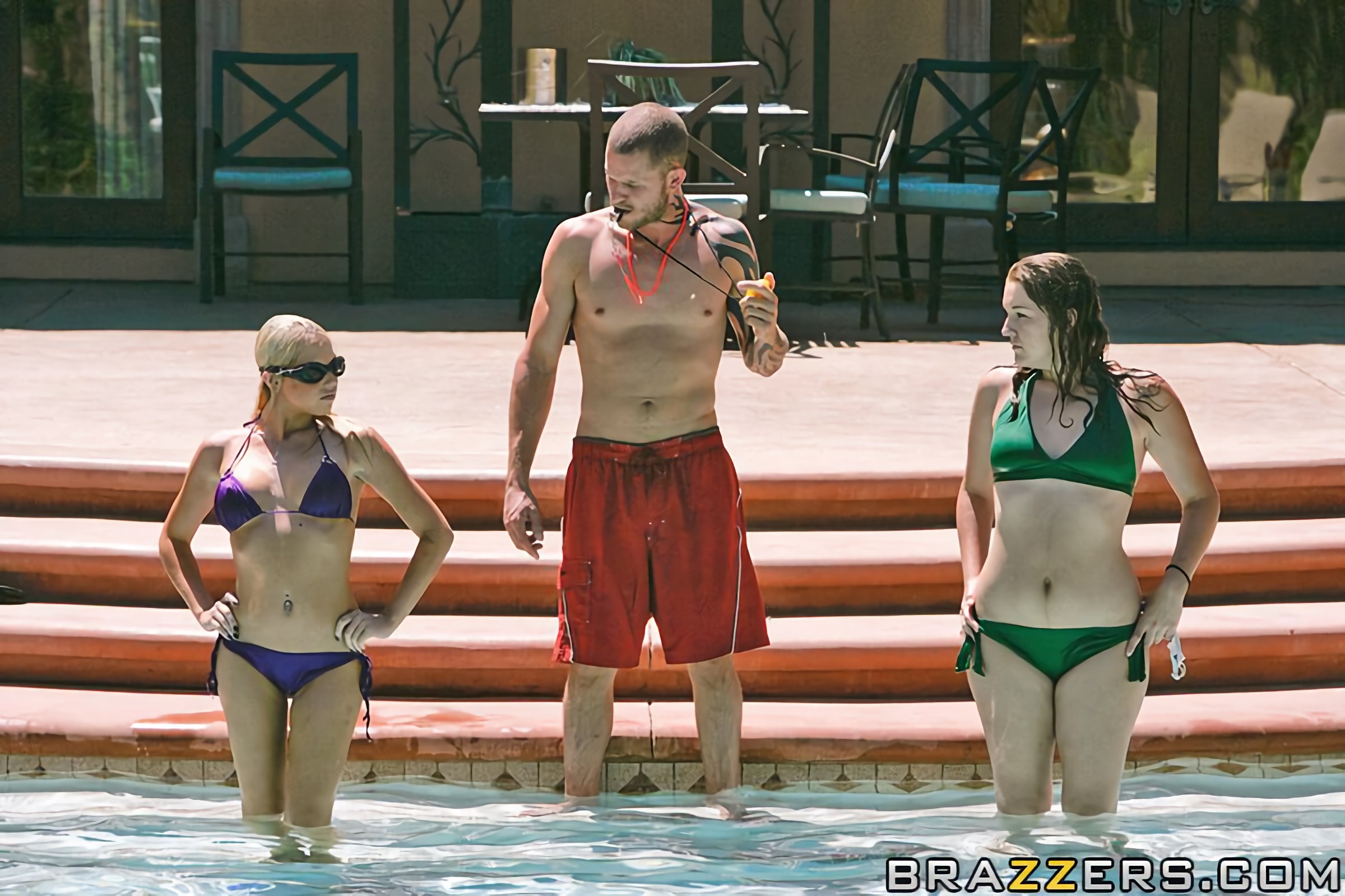 Schwimmen mit den Titten