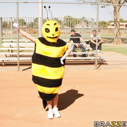 Mascot! Show Me Your Moves