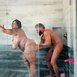 Dildo Showers Bring Big Cocks
