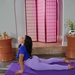 Doin' Yoga With Mona