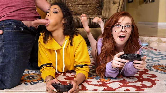 Jeni Angel in Gamer Girl Threesome Action