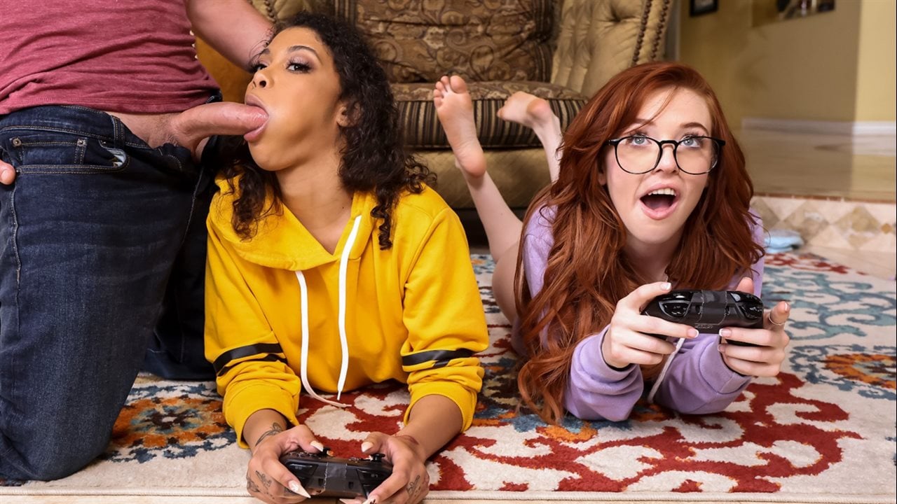 Brazzers gamers threesome