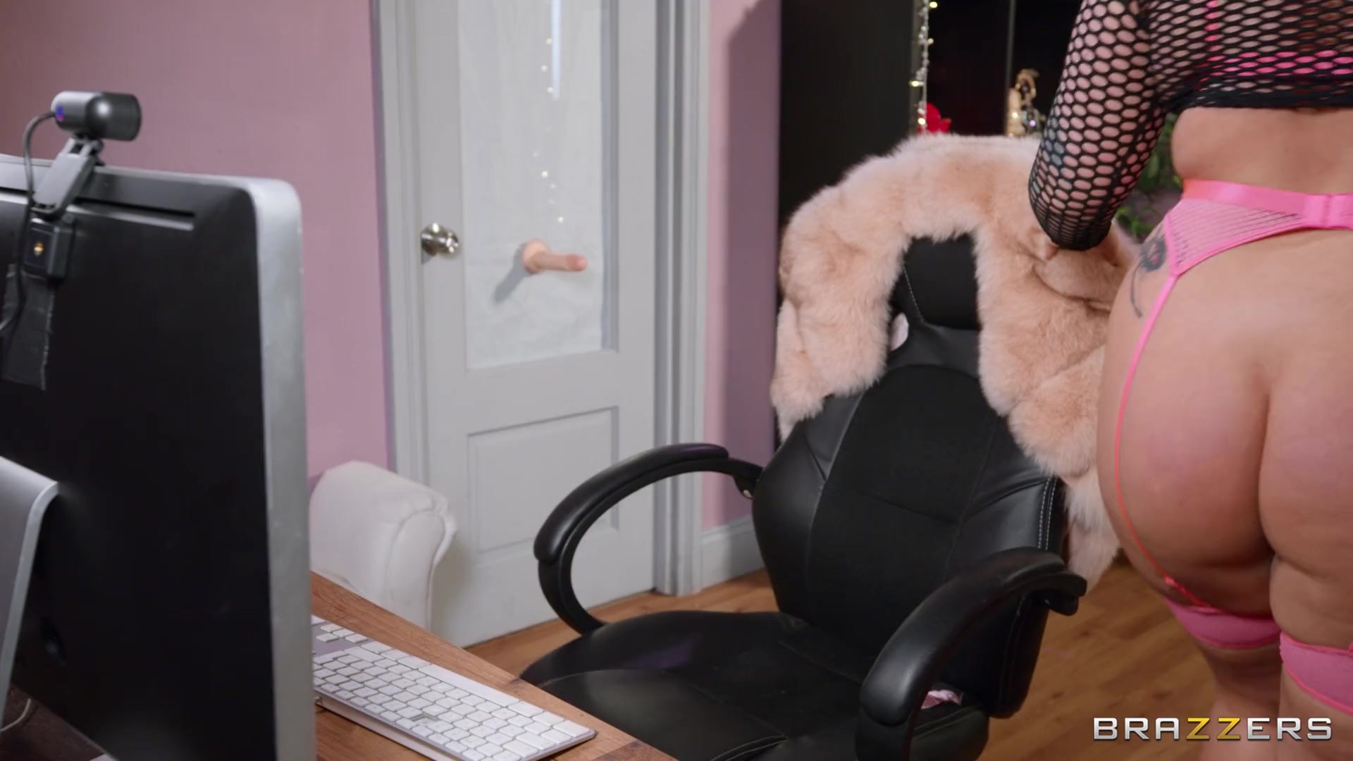 Cum fuck my pussy irl