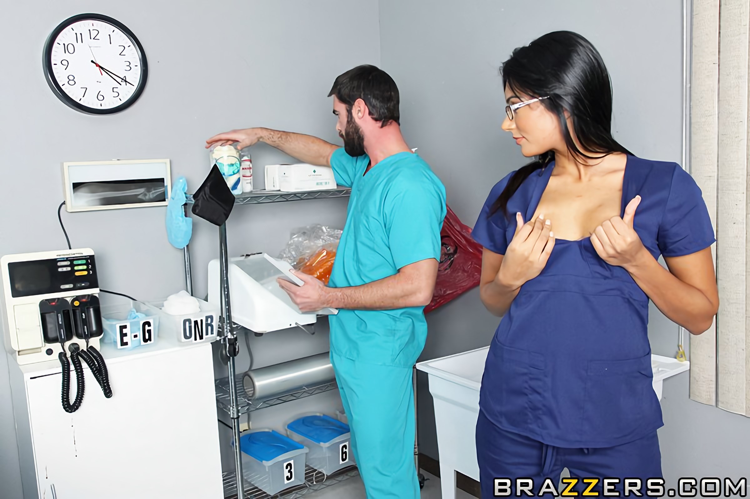 Llámame doctor, enfermera