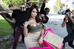 Lela Star - Kim K Fucks The Paparazzi | Picture (7)